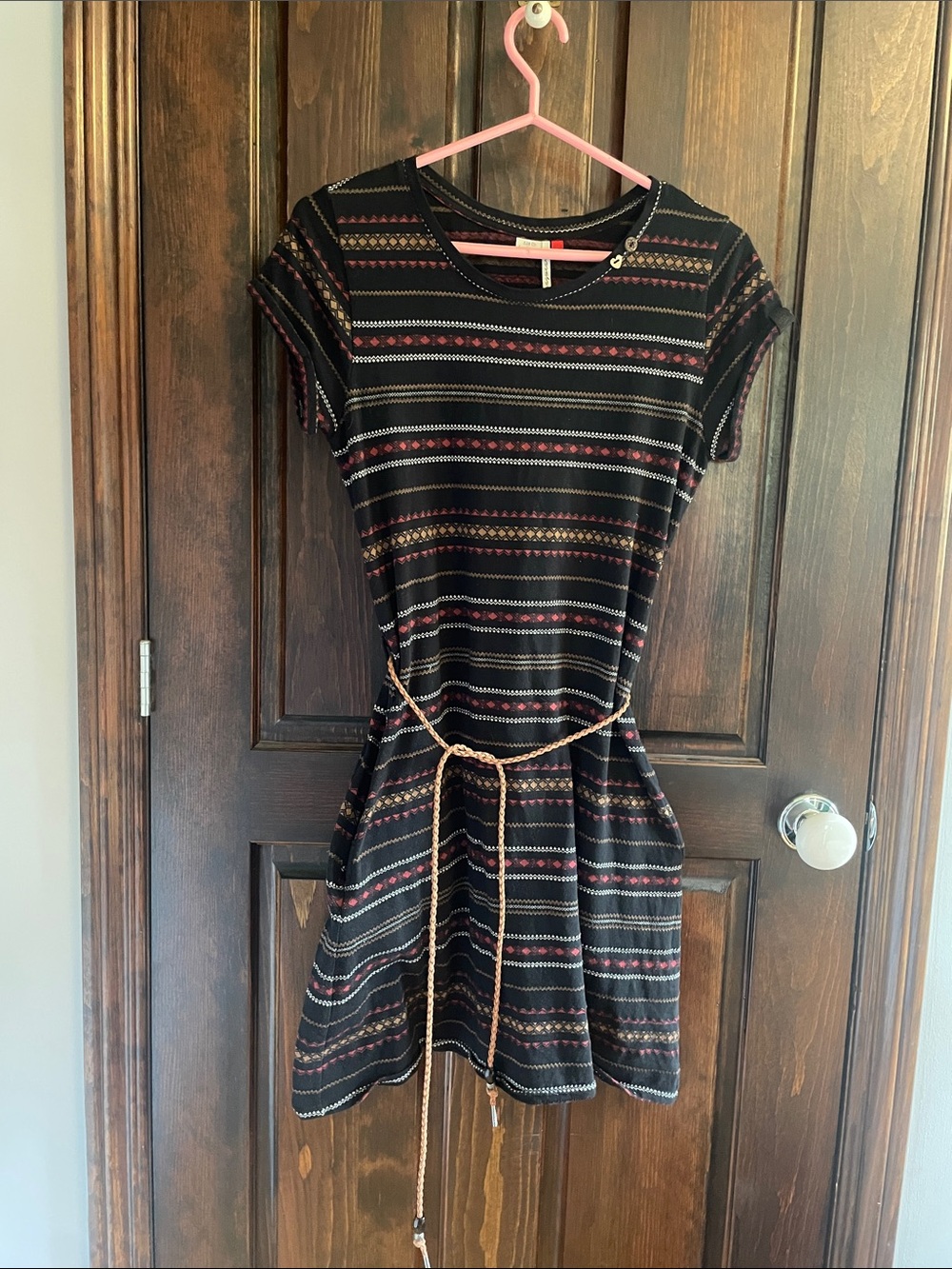 Magwear casual dress with a beaded belt